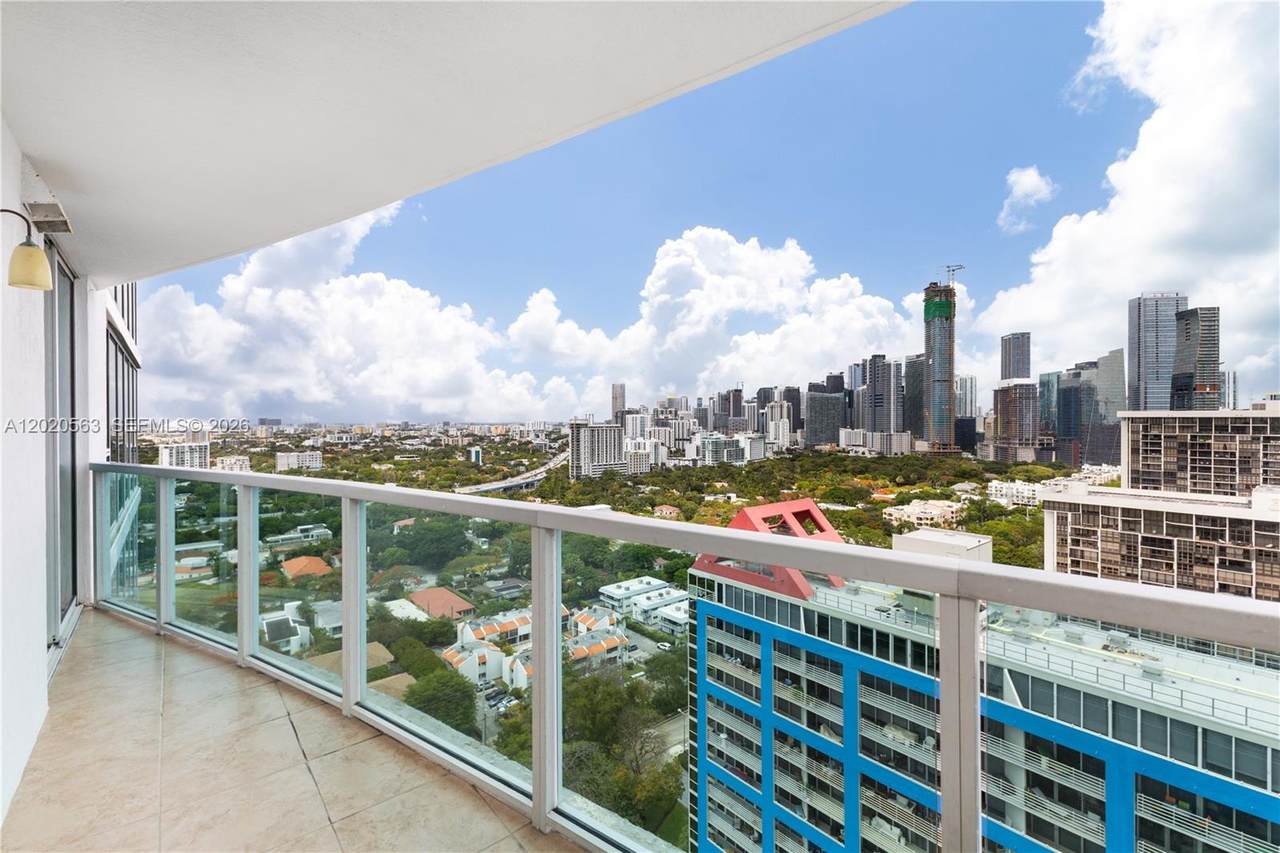 https://bt-photos.global.ssl.fastly.net/miami/1280_boomver_1_A12020563-2.jpg