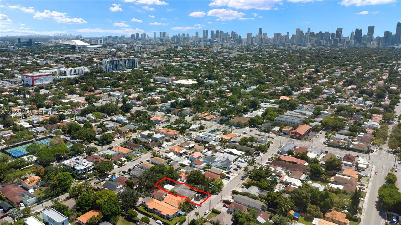 https://bt-photos.global.ssl.fastly.net/miami/1280_boomver_1_A12020709-2.jpg