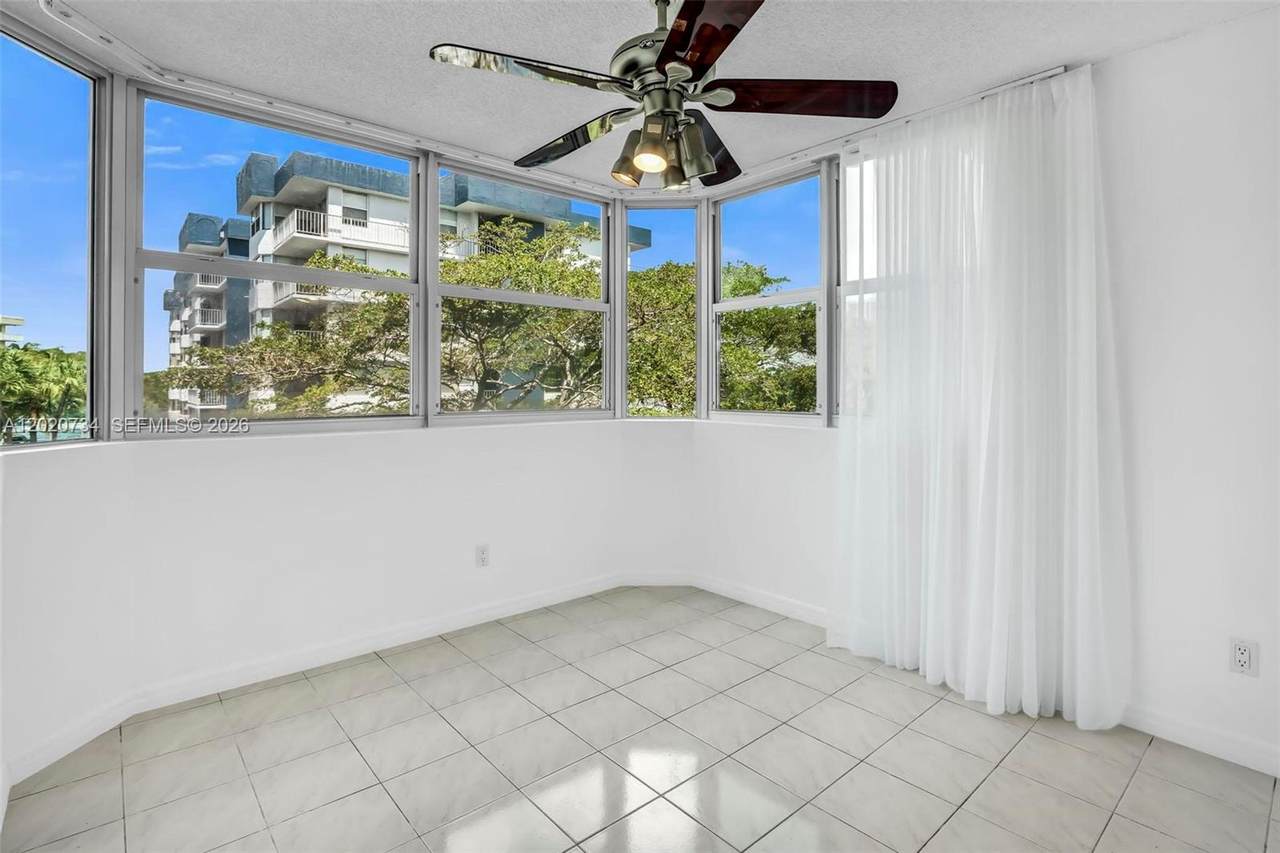 https://bt-photos.global.ssl.fastly.net/miami/1280_boomver_1_A12020734-2.jpg