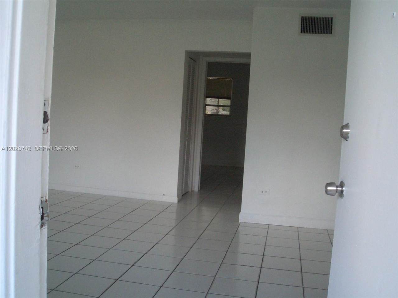 9760 184th St - Photo 1