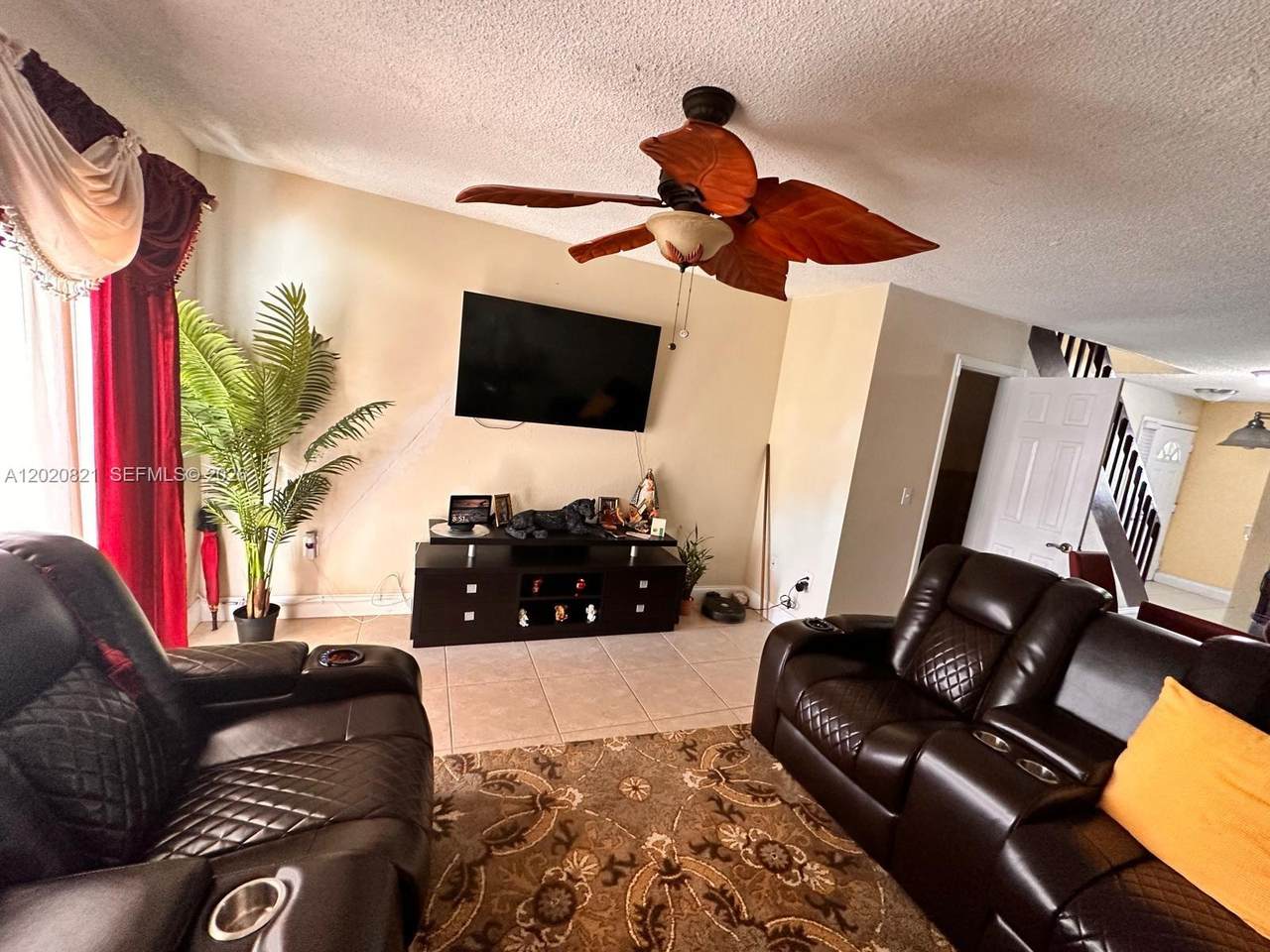 https://bt-photos.global.ssl.fastly.net/miami/1280_boomver_1_A12020821-2.jpg
