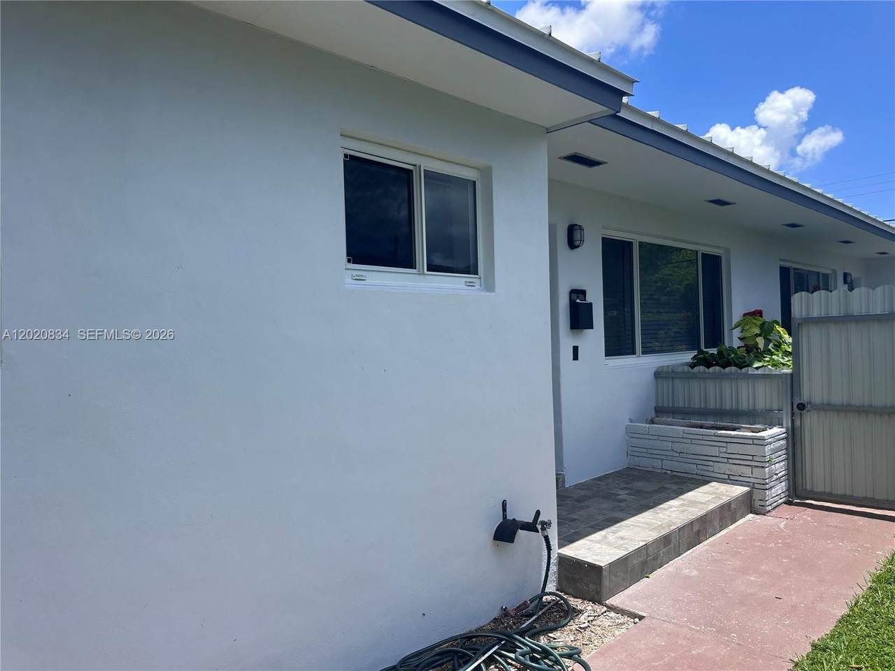 https://bt-photos.global.ssl.fastly.net/miami/1280_boomver_1_A12020834-2.jpg