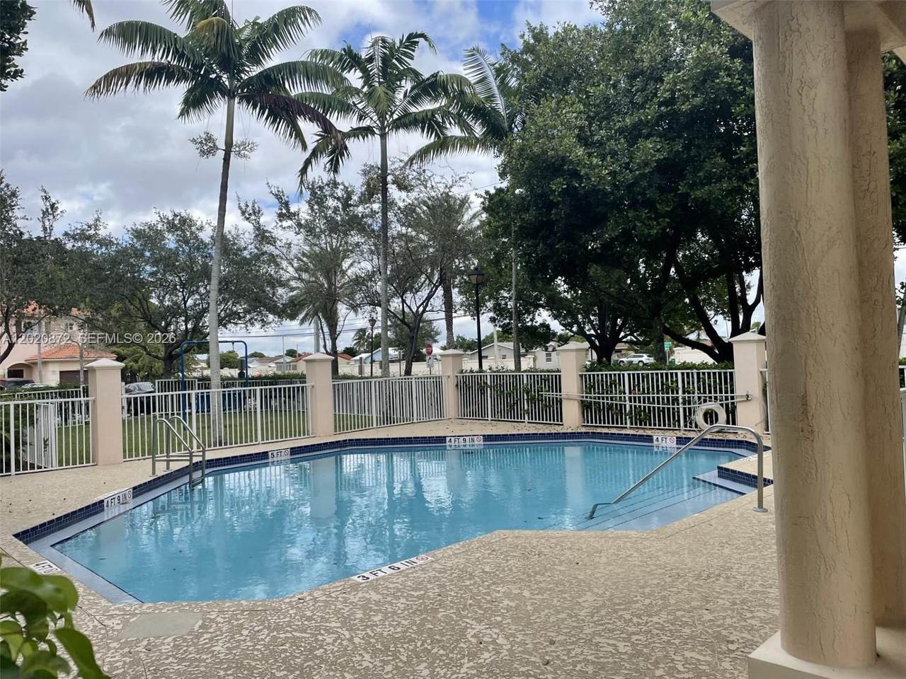https://bt-photos.global.ssl.fastly.net/miami/1280_boomver_1_A12020872-2.jpg