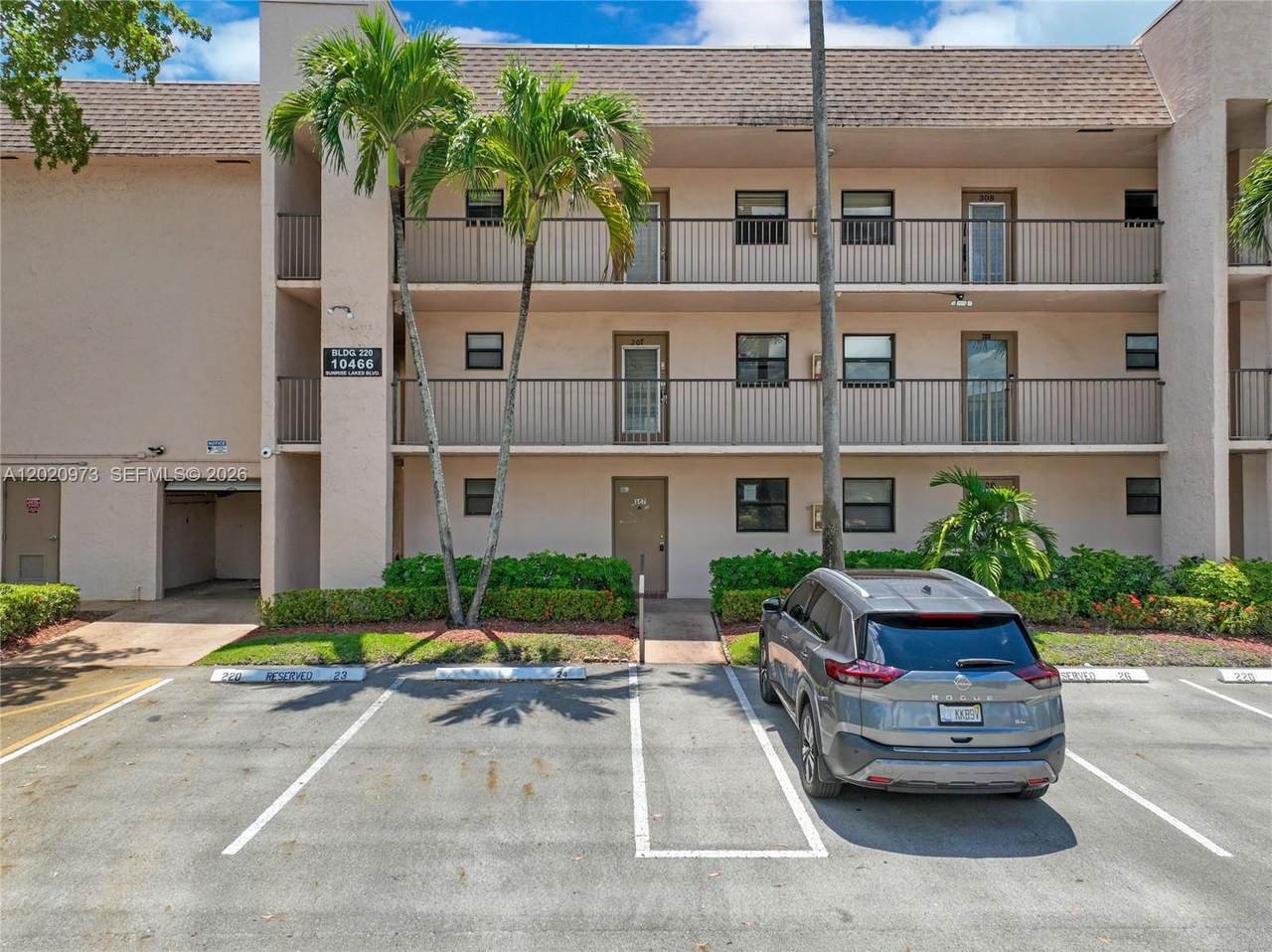 https://bt-photos.global.ssl.fastly.net/miami/1280_boomver_1_A12020973-2.jpg