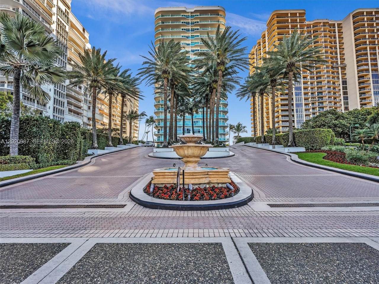 https://bt-photos.global.ssl.fastly.net/miami/1280_boomver_1_A12020987-2.jpg