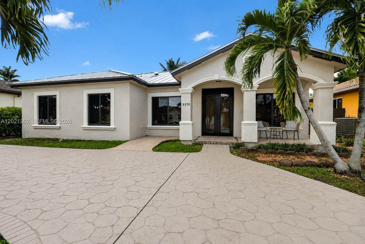 https://bt-photos.global.ssl.fastly.net/miami/1280_boomver_1_A12021362-2.jpg