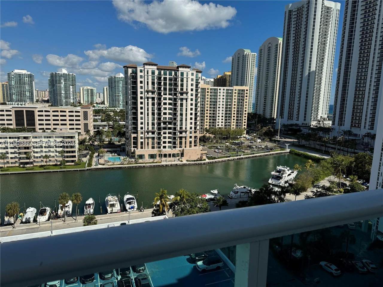 https://bt-photos.global.ssl.fastly.net/miami/1280_boomver_1_A12021387-2.jpg