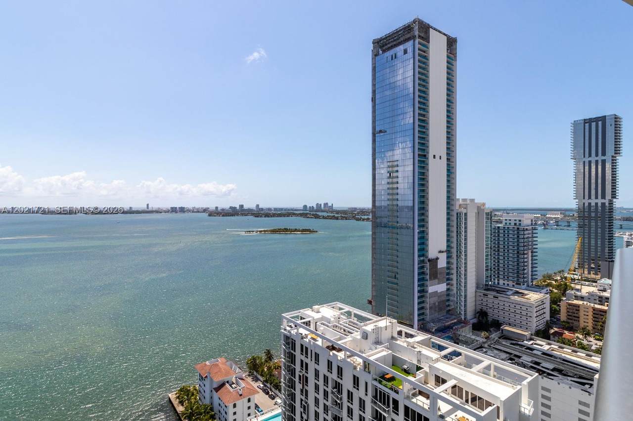 https://bt-photos.global.ssl.fastly.net/miami/1280_boomver_1_A12021721-2.jpg