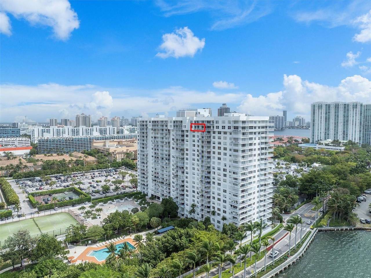 https://bt-photos.global.ssl.fastly.net/miami/1280_boomver_1_A12021738-2.jpg