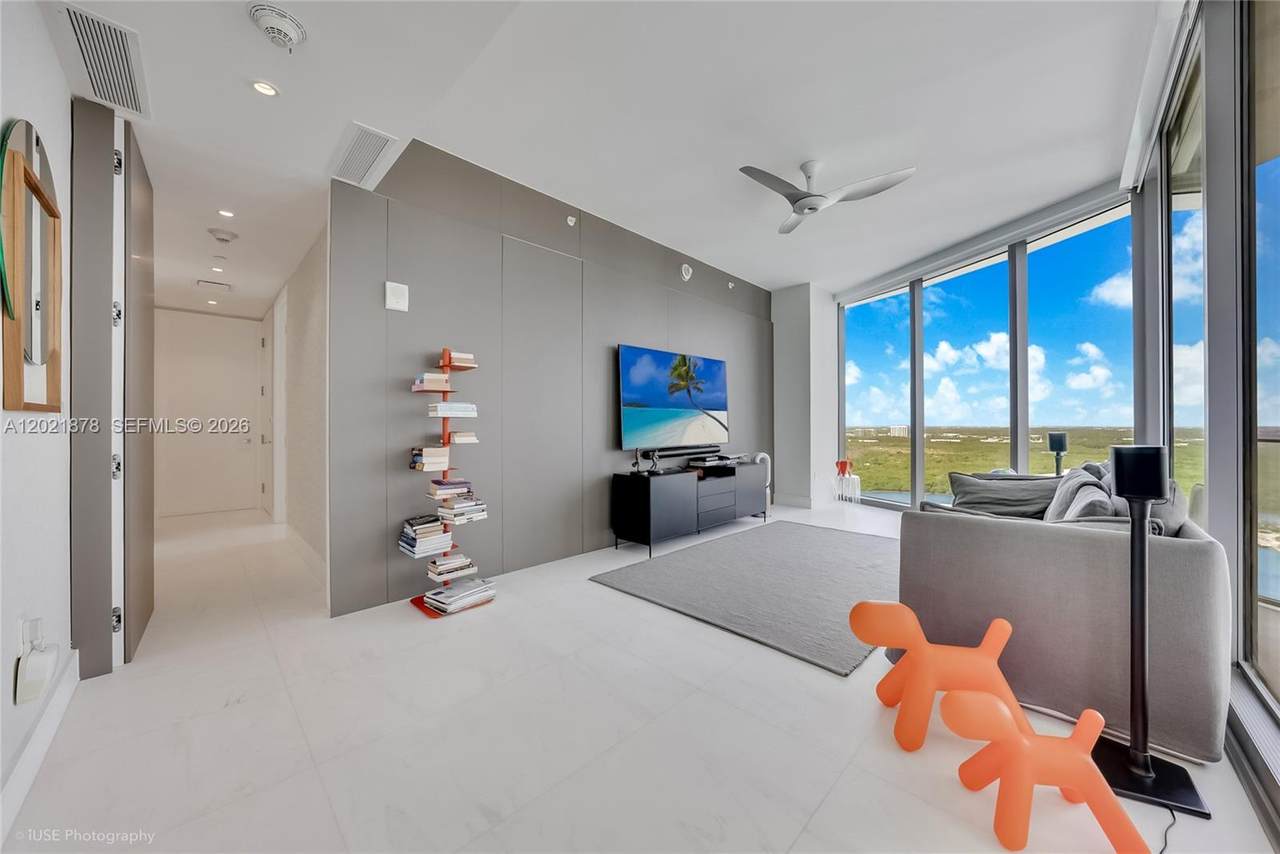 https://bt-photos.global.ssl.fastly.net/miami/1280_boomver_1_A12021878-2.jpg