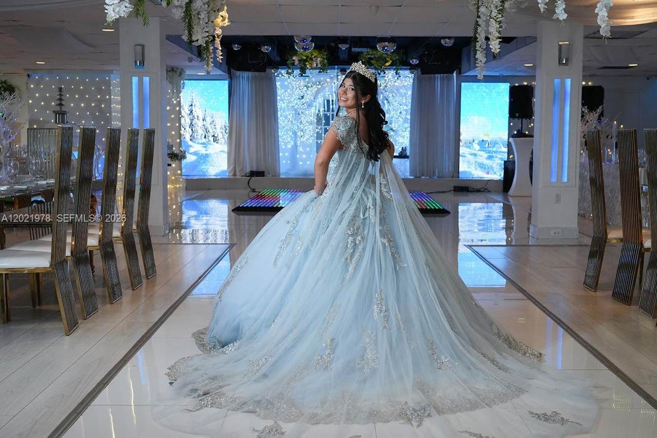 https://bt-photos.global.ssl.fastly.net/miami/1280_boomver_1_A12021978-2.jpg