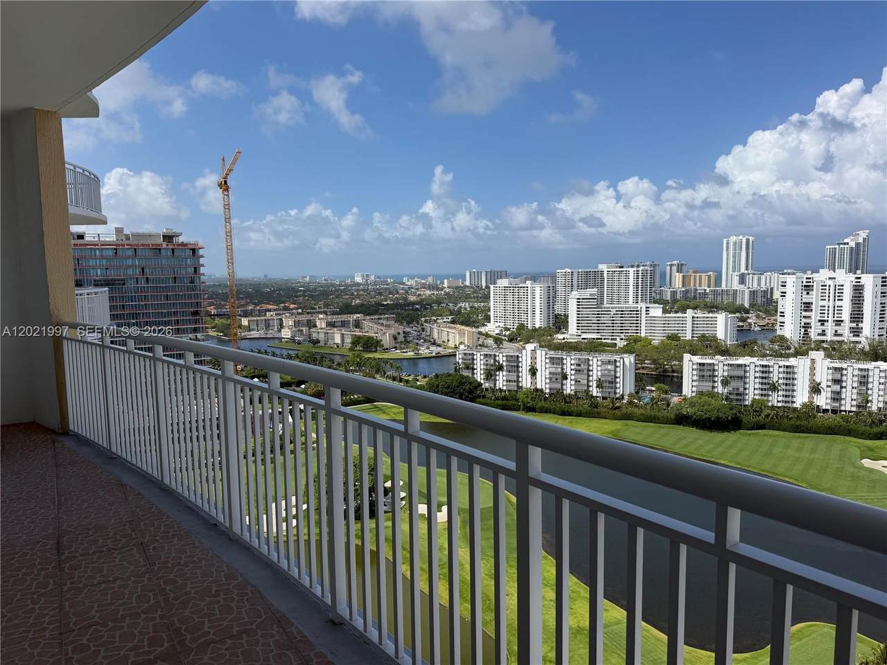 https://bt-photos.global.ssl.fastly.net/miami/1280_boomver_1_A12021997-2.jpg