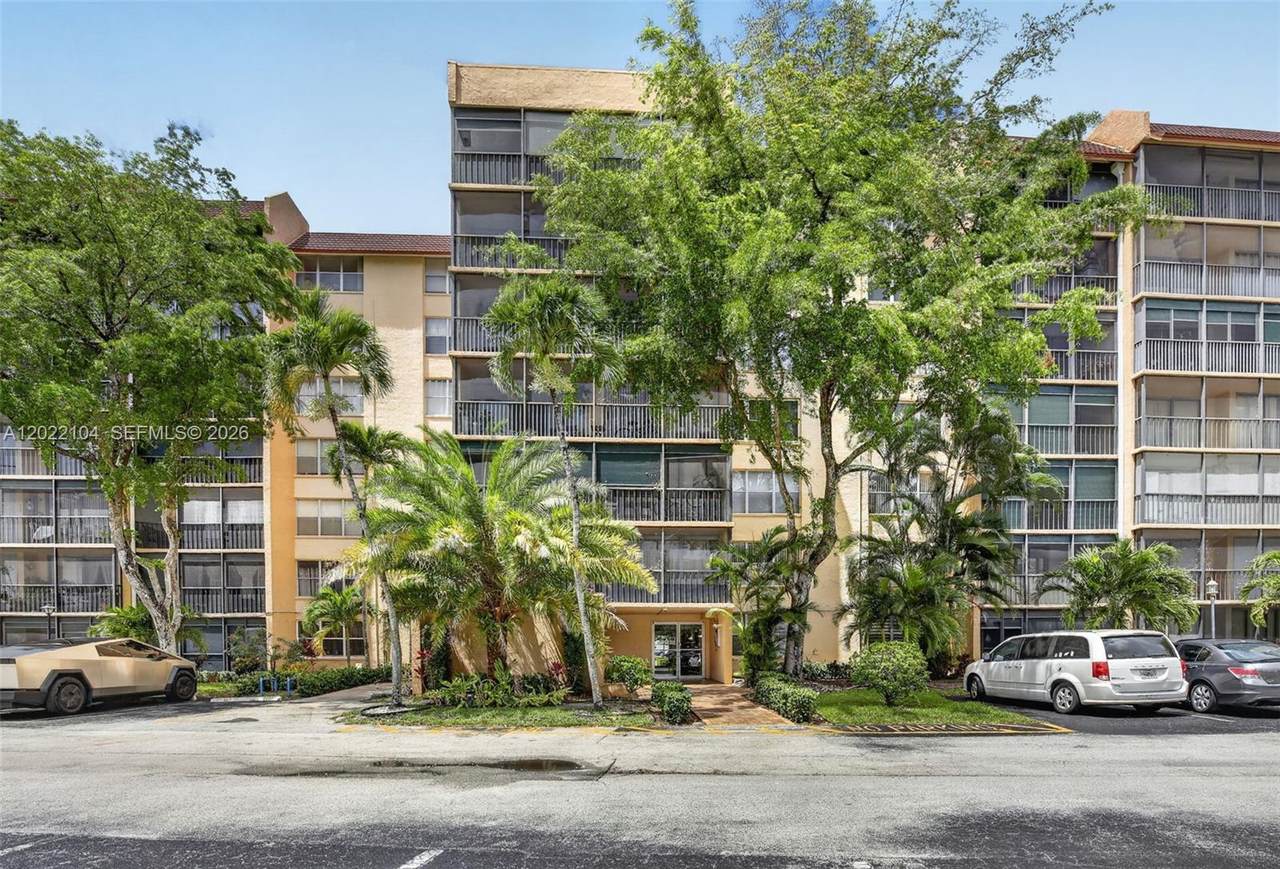 3771 Environ Blvd - Photo 1