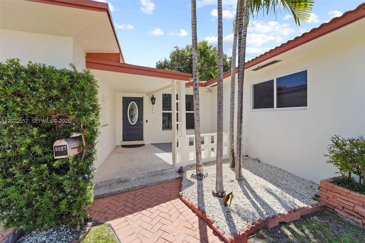 https://bt-photos.global.ssl.fastly.net/miami/1280_boomver_1_A12022557-2.jpg
