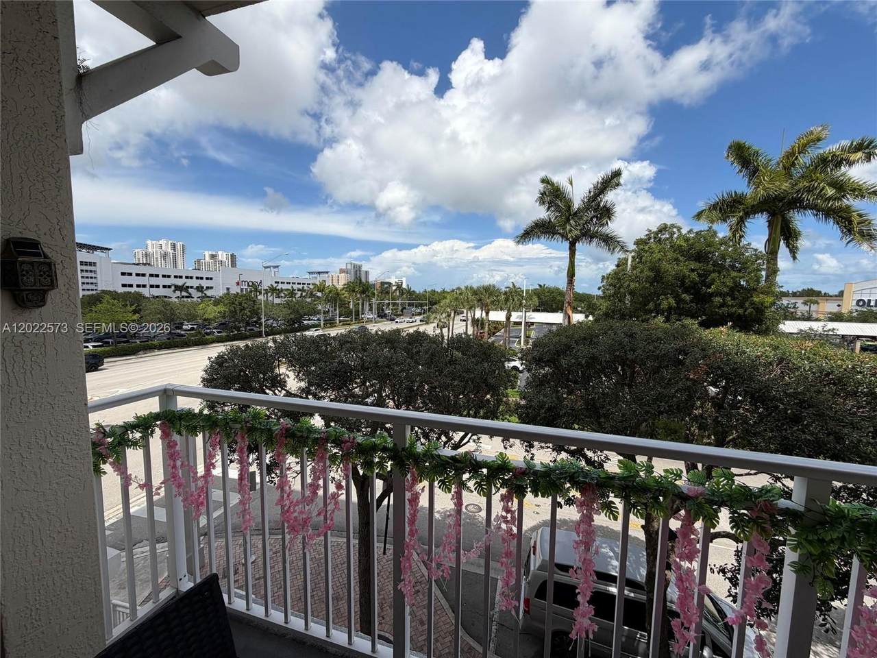 https://bt-photos.global.ssl.fastly.net/miami/1280_boomver_1_A12022573-2.jpg