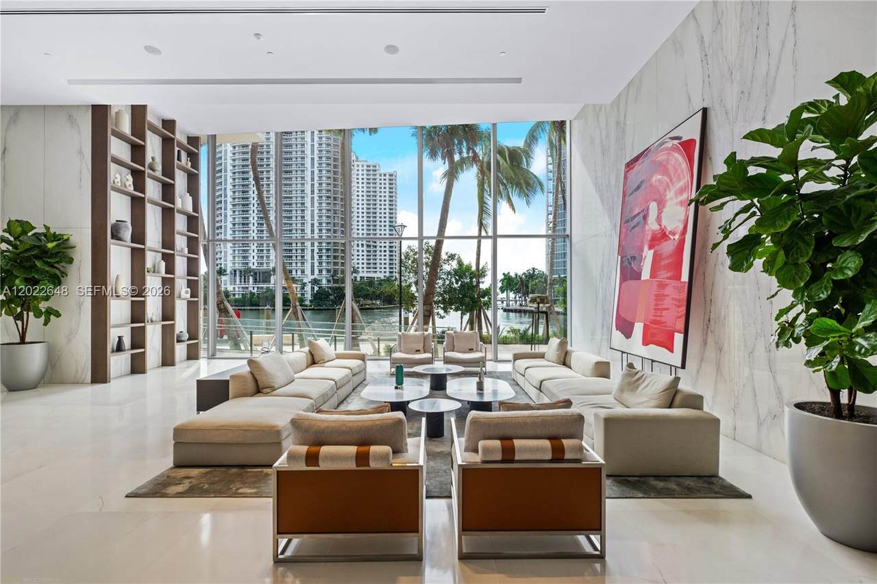 https://bt-photos.global.ssl.fastly.net/miami/1280_boomver_1_A12022648-2.jpg