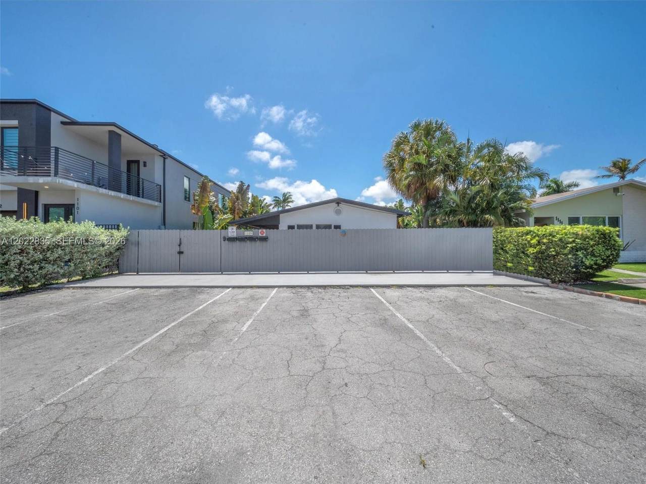 https://bt-photos.global.ssl.fastly.net/miami/1280_boomver_1_A12022835-2.jpg
