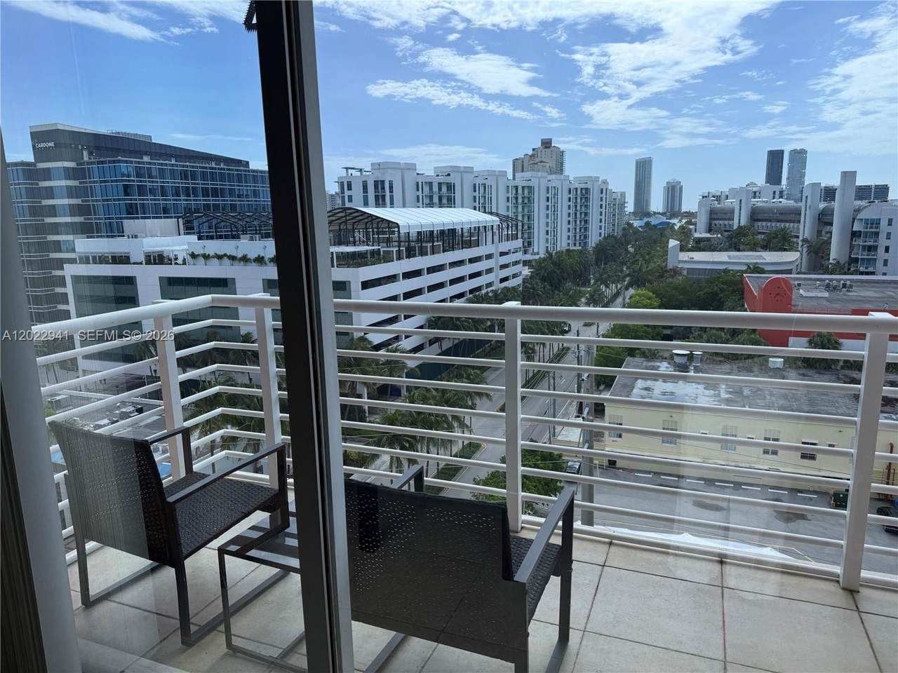 https://bt-photos.global.ssl.fastly.net/miami/orig_boomver_1_A12022941-2.jpg