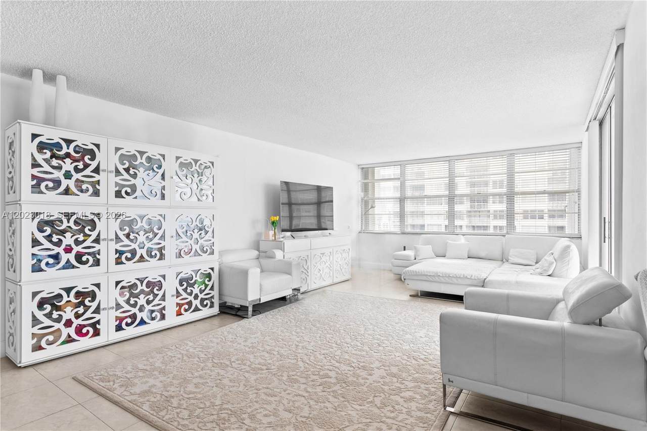 18051 Biscayne Blvd - Photo 1