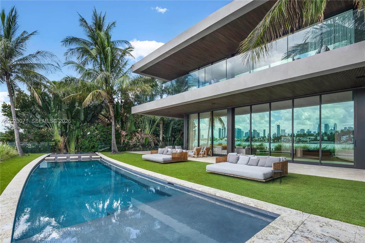 https://bt-photos.global.ssl.fastly.net/miami/1280_boomver_1_A12023071-2.jpg