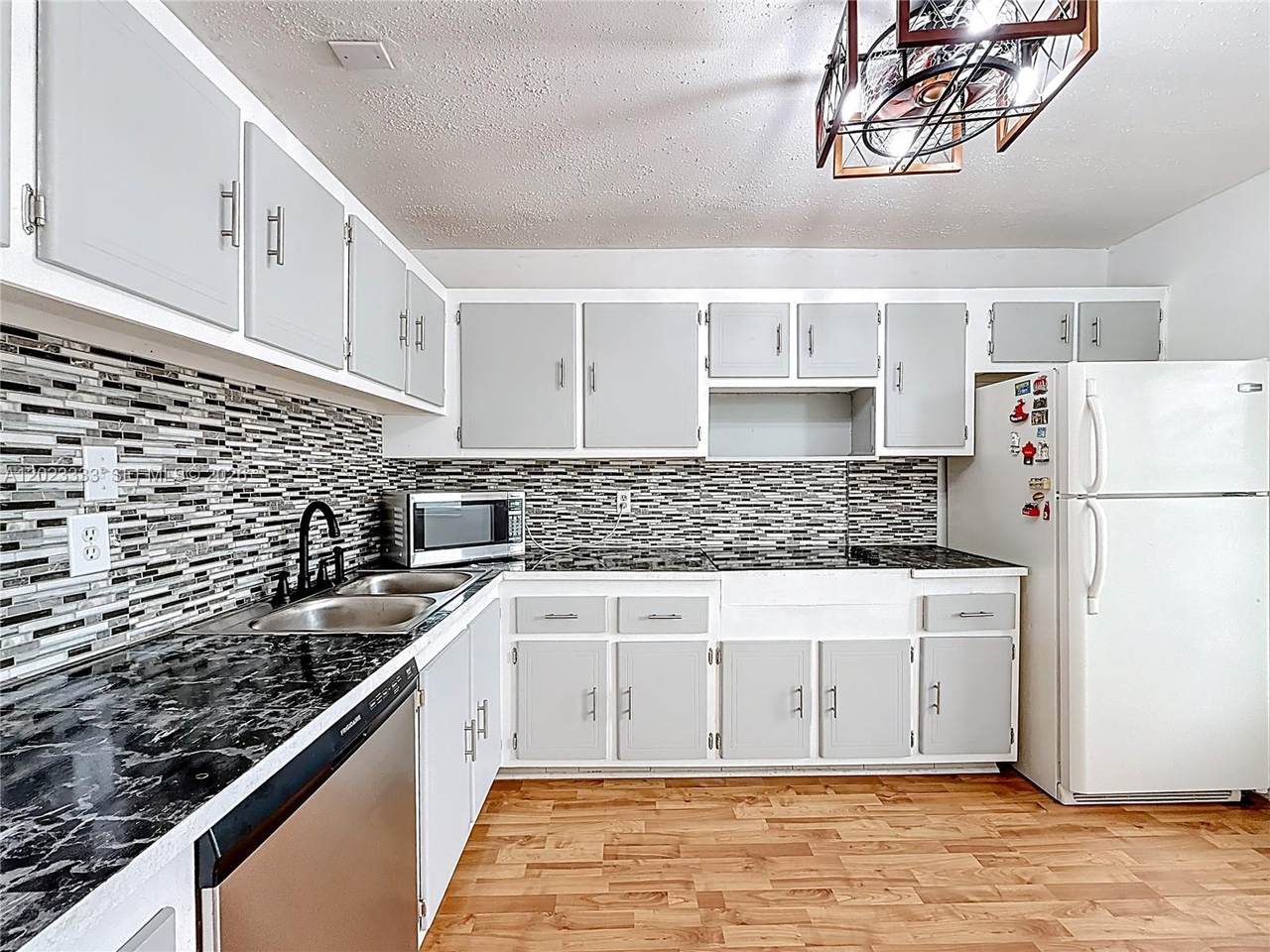 1000 14th Ave - Photo 1