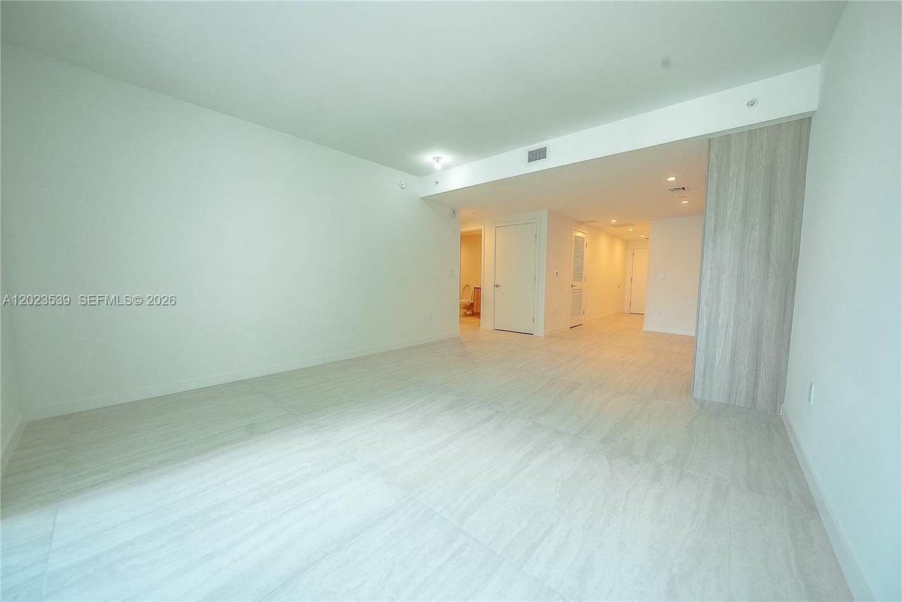 https://bt-photos.global.ssl.fastly.net/miami/1280_boomver_1_A12023539-2.jpg