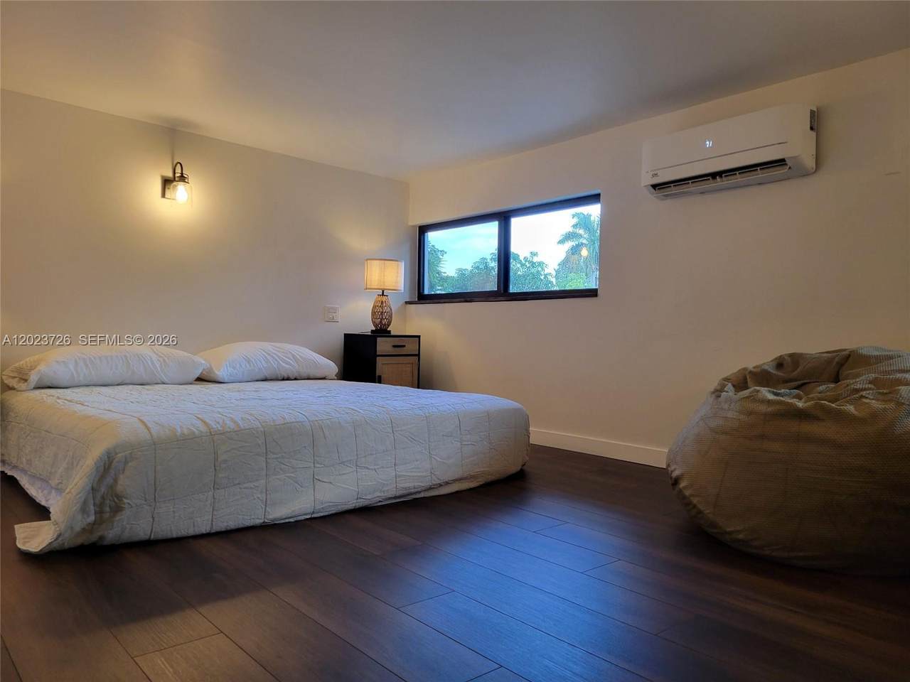5866 60th St - Photo 1