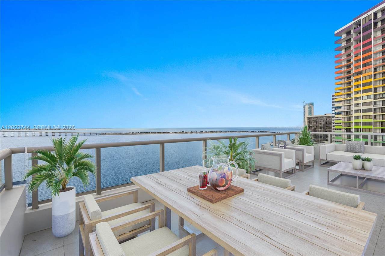 1541 Brickell Ave - Photo 1