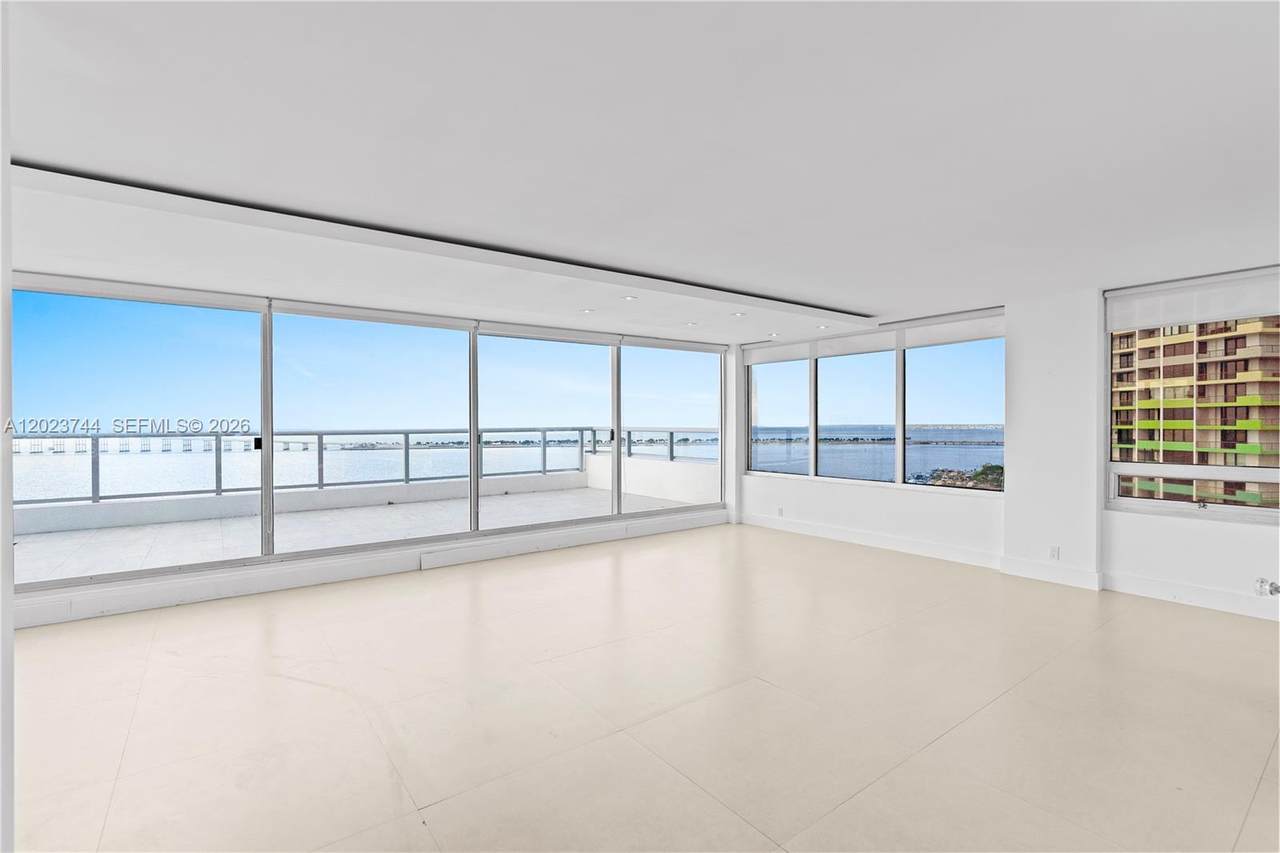 https://bt-photos.global.ssl.fastly.net/miami/1280_boomver_1_A12023744-2.jpg