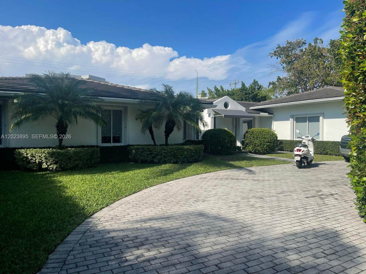 https://bt-photos.global.ssl.fastly.net/miami/1280_boomver_1_A12023895-2.jpg