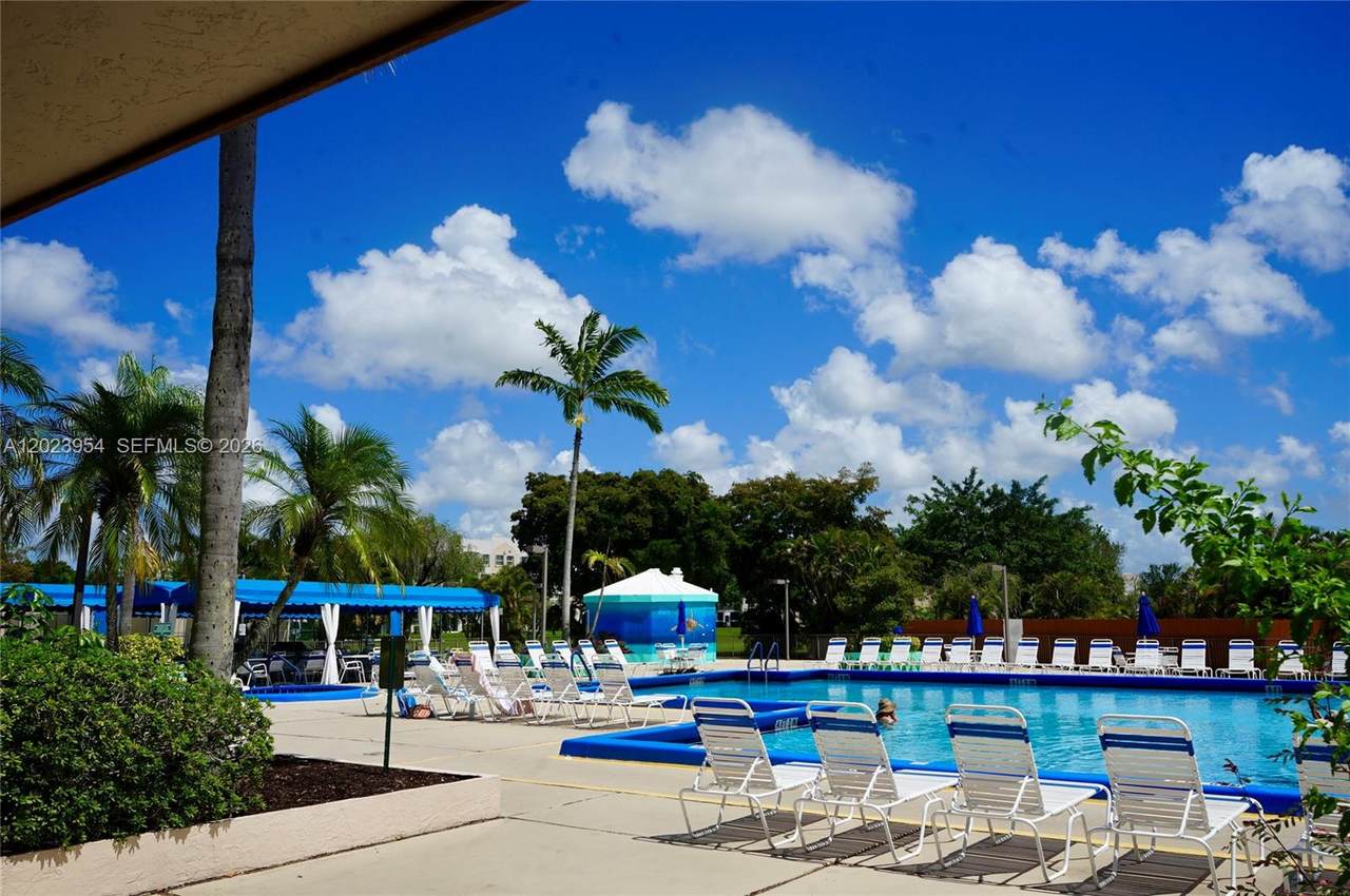 https://bt-photos.global.ssl.fastly.net/miami/1280_boomver_1_A12023954-2.jpg