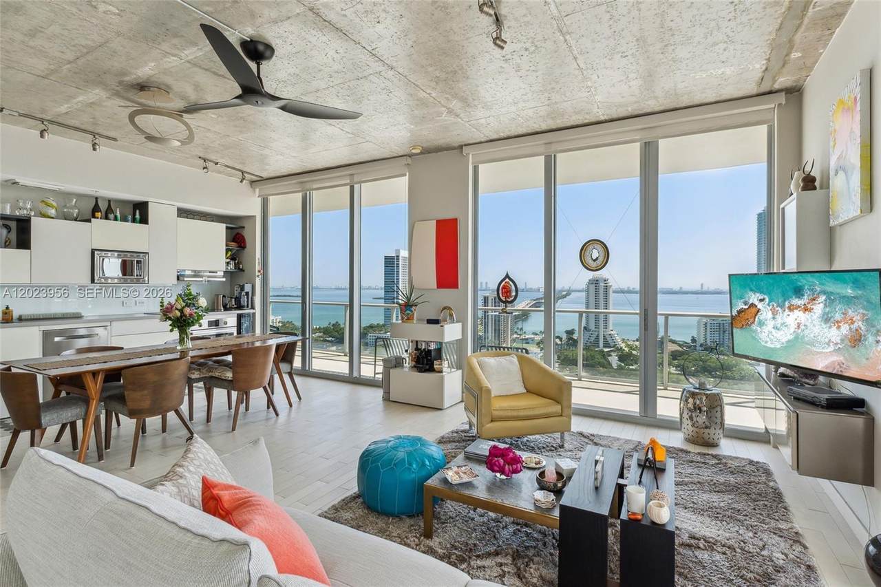 https://bt-photos.global.ssl.fastly.net/miami/1280_boomver_1_A12023956-2.jpg