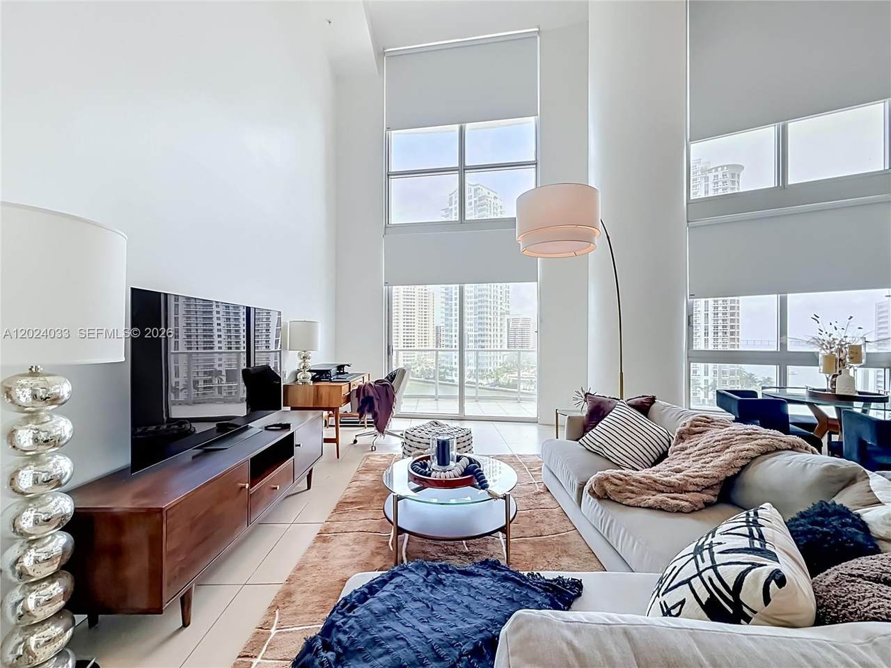 300 Biscayne Blvd - Photo 1