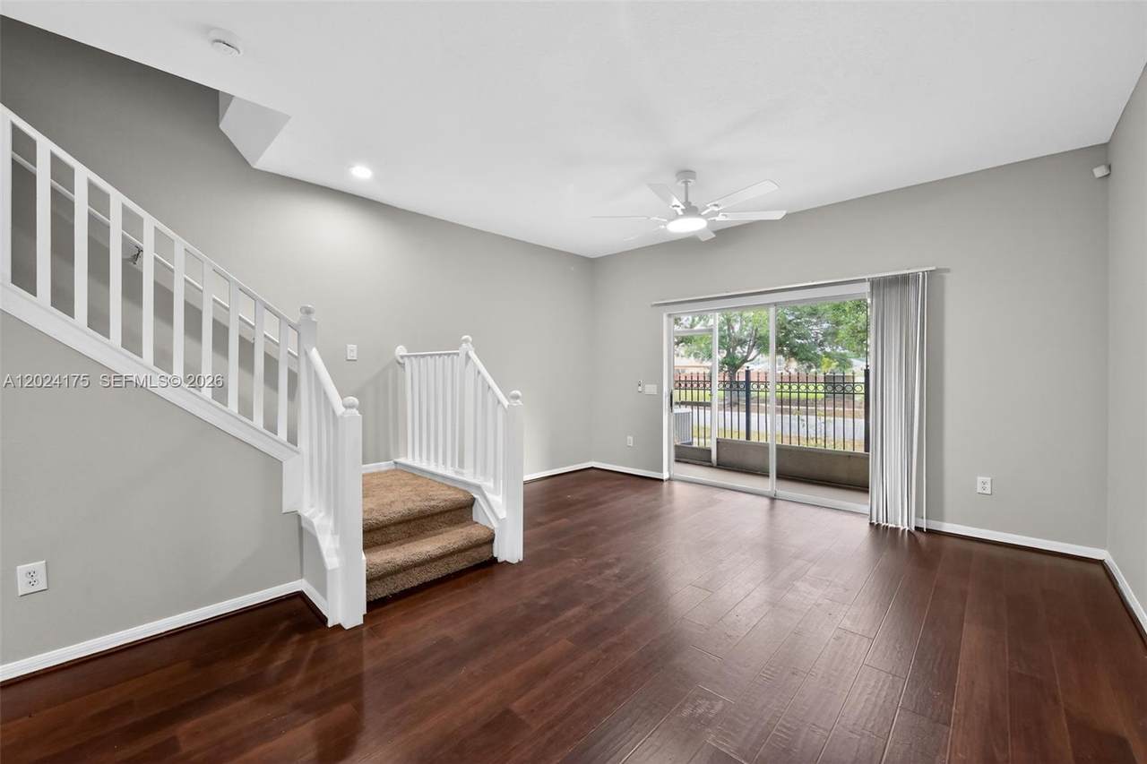 12966 Kings Crossing Dr - Photo 1