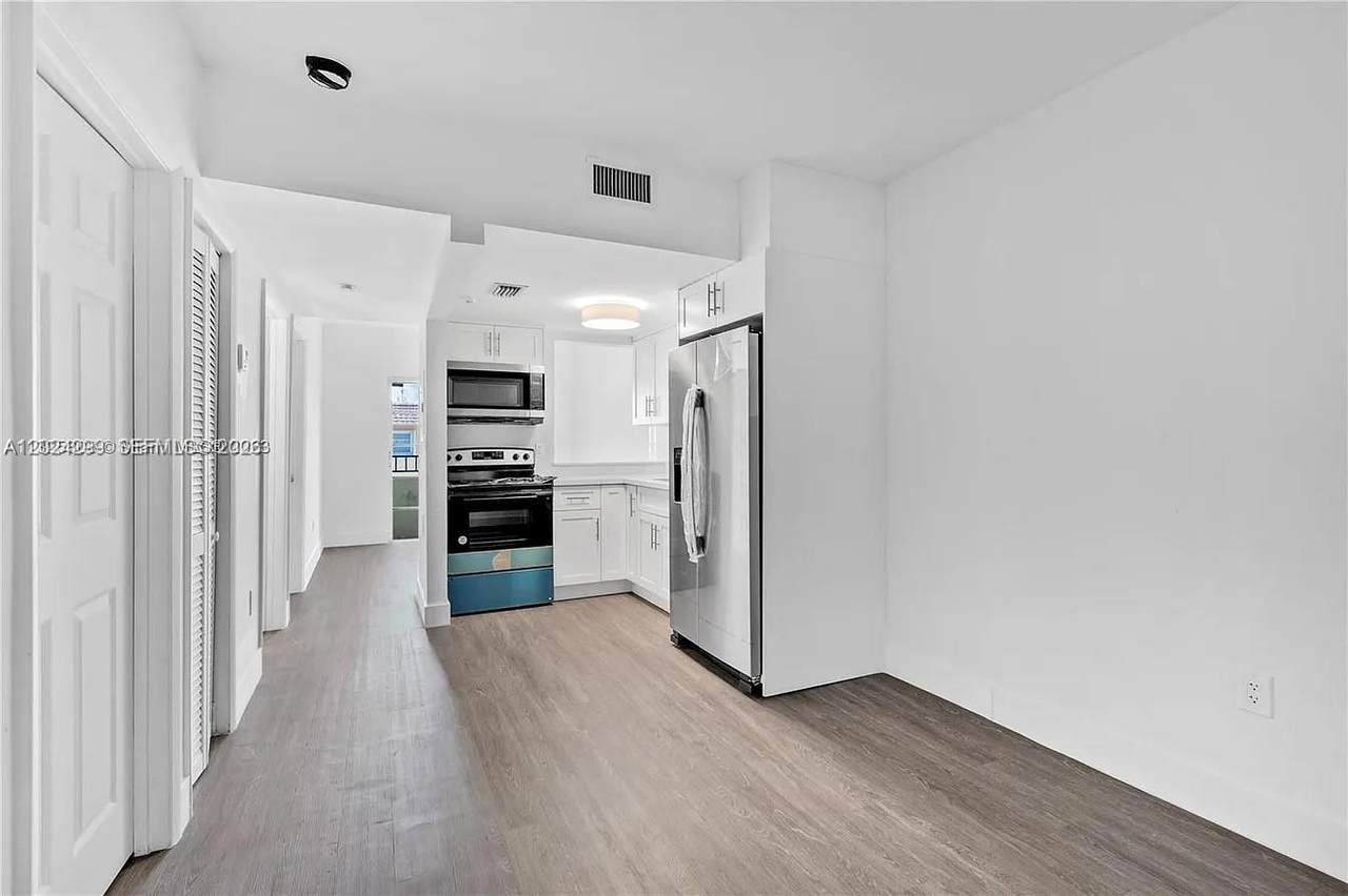 1351 4th St - Photo 1