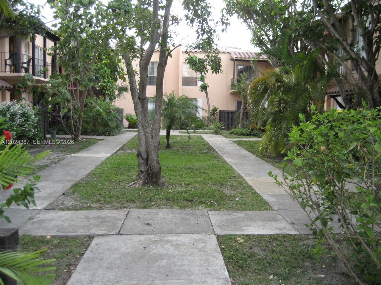 https://bt-photos.global.ssl.fastly.net/miami/1280_boomver_1_A12024387-2.jpg