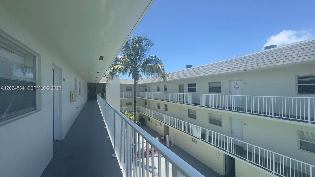 12890 8th Ave - Photo 1