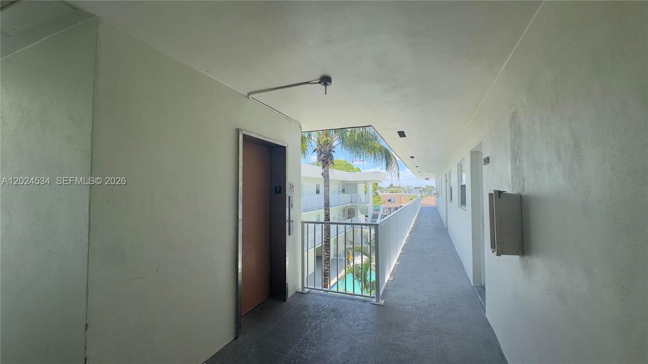 https://bt-photos.global.ssl.fastly.net/miami/1280_boomver_1_A12024534-2.jpg