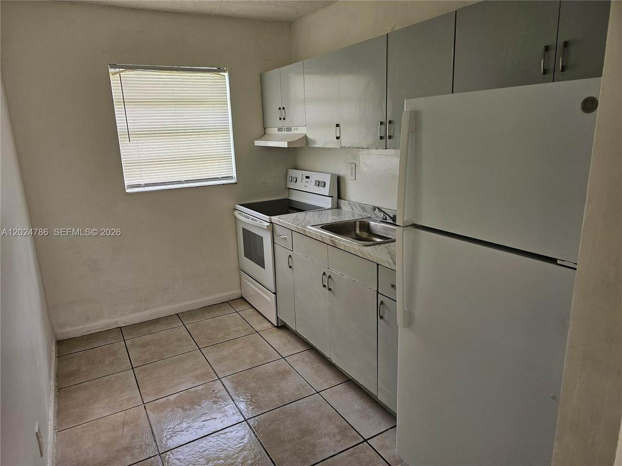 2451 8th Pl - Photo 1