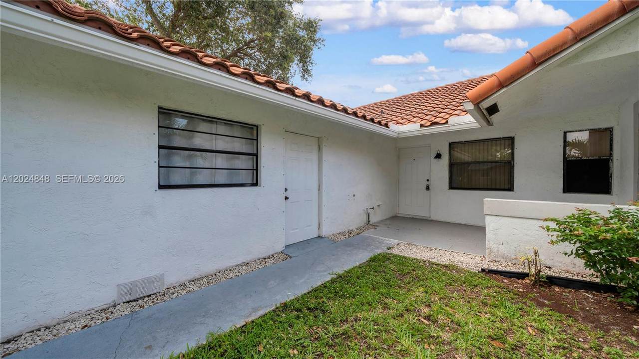 https://bt-photos.global.ssl.fastly.net/miami/1280_boomver_1_A12024848-2.jpg