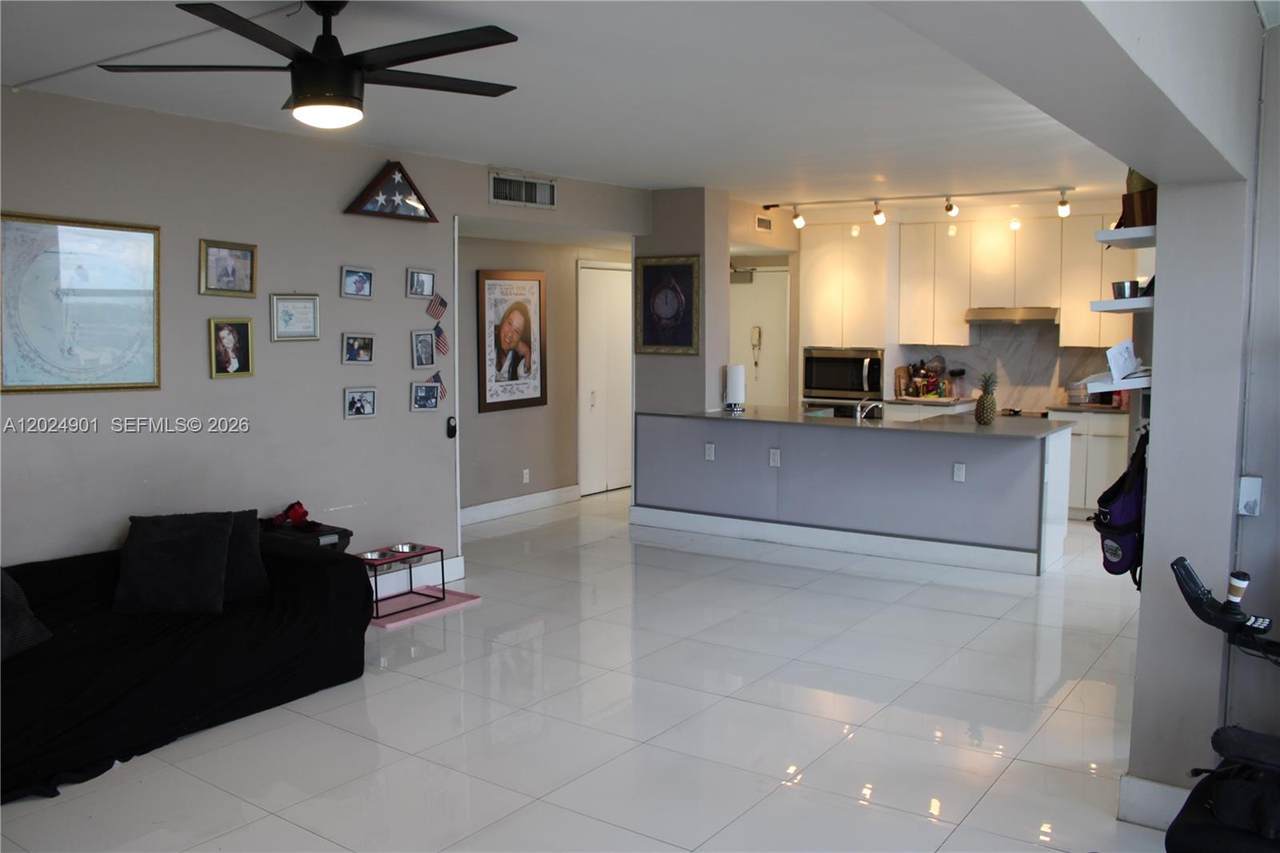 https://bt-photos.global.ssl.fastly.net/miami/1280_boomver_1_A12024901-2.jpg