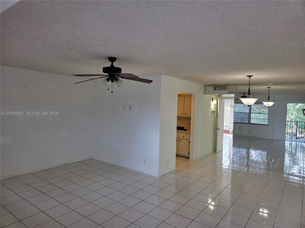 https://bt-photos.global.ssl.fastly.net/miami/orig_boomver_1_A12025062-2.jpg