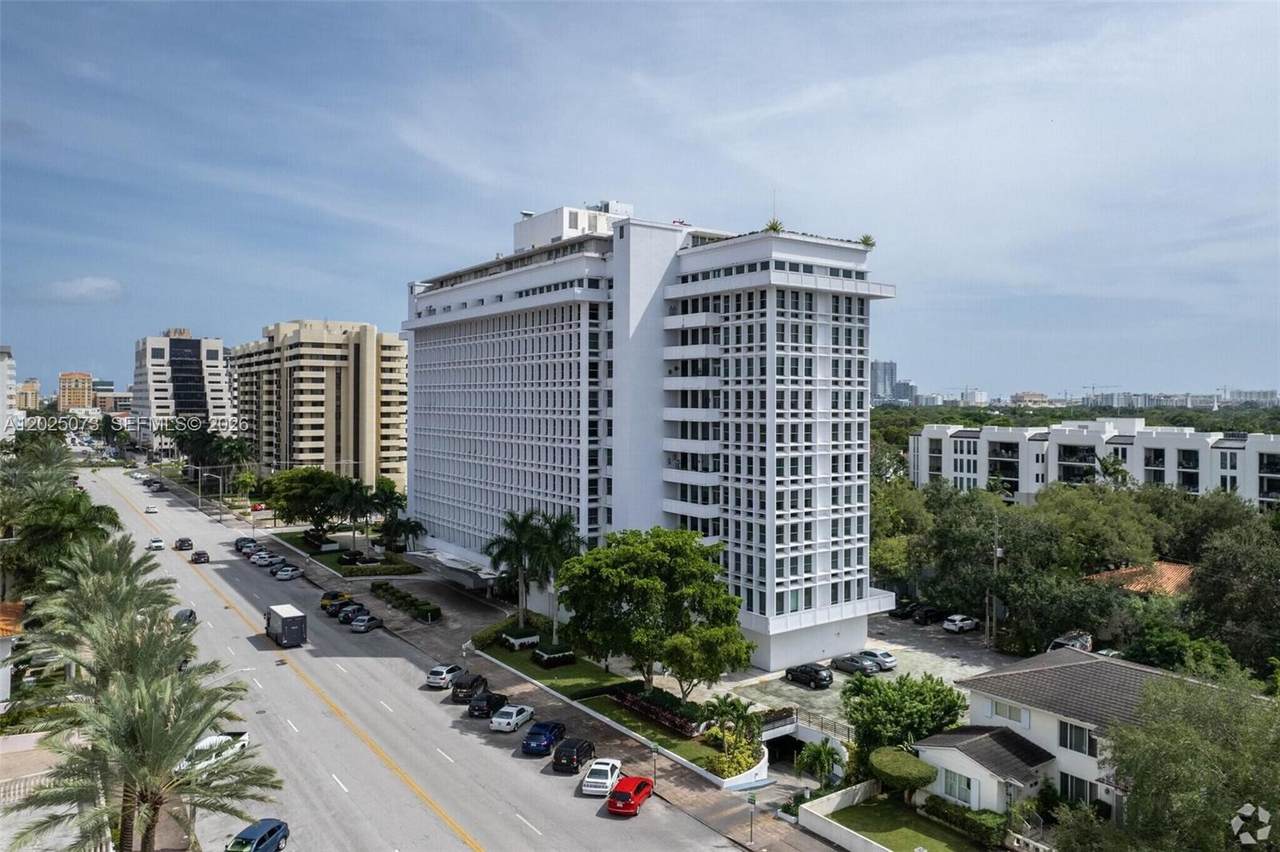 https://bt-photos.global.ssl.fastly.net/miami/1280_boomver_1_A12025073-2.jpg