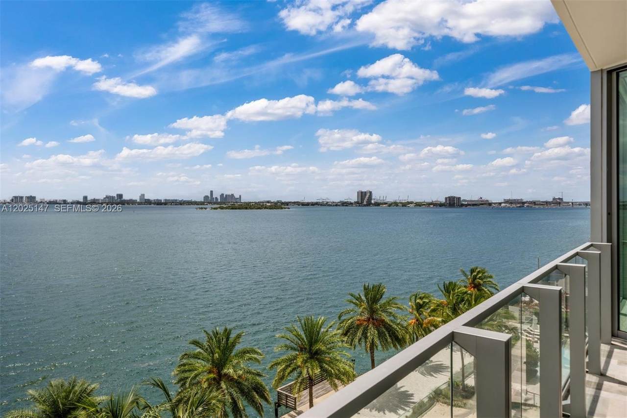 https://bt-photos.global.ssl.fastly.net/miami/1280_boomver_1_A12025147-2.jpg