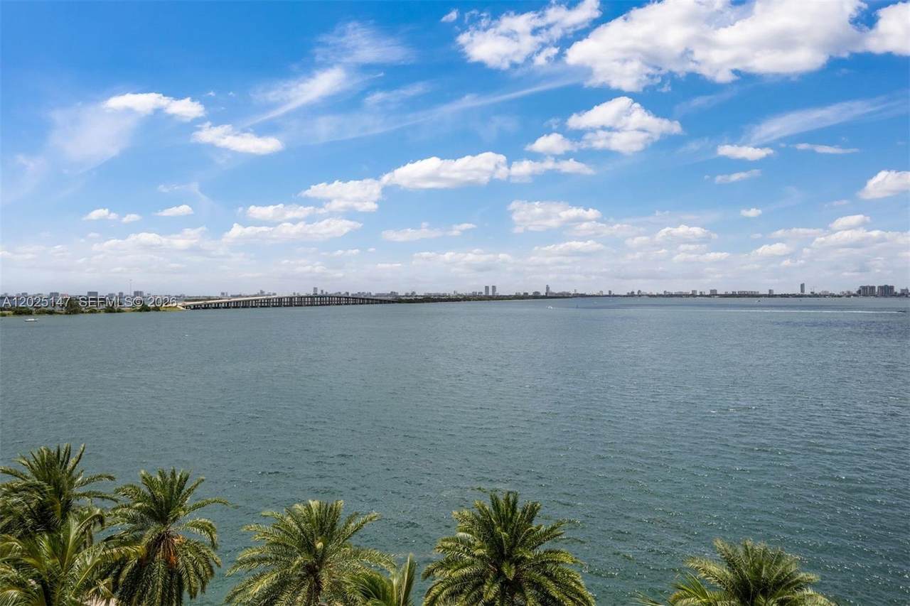https://bt-photos.global.ssl.fastly.net/miami/1280_boomver_1_A12025147-2.jpg