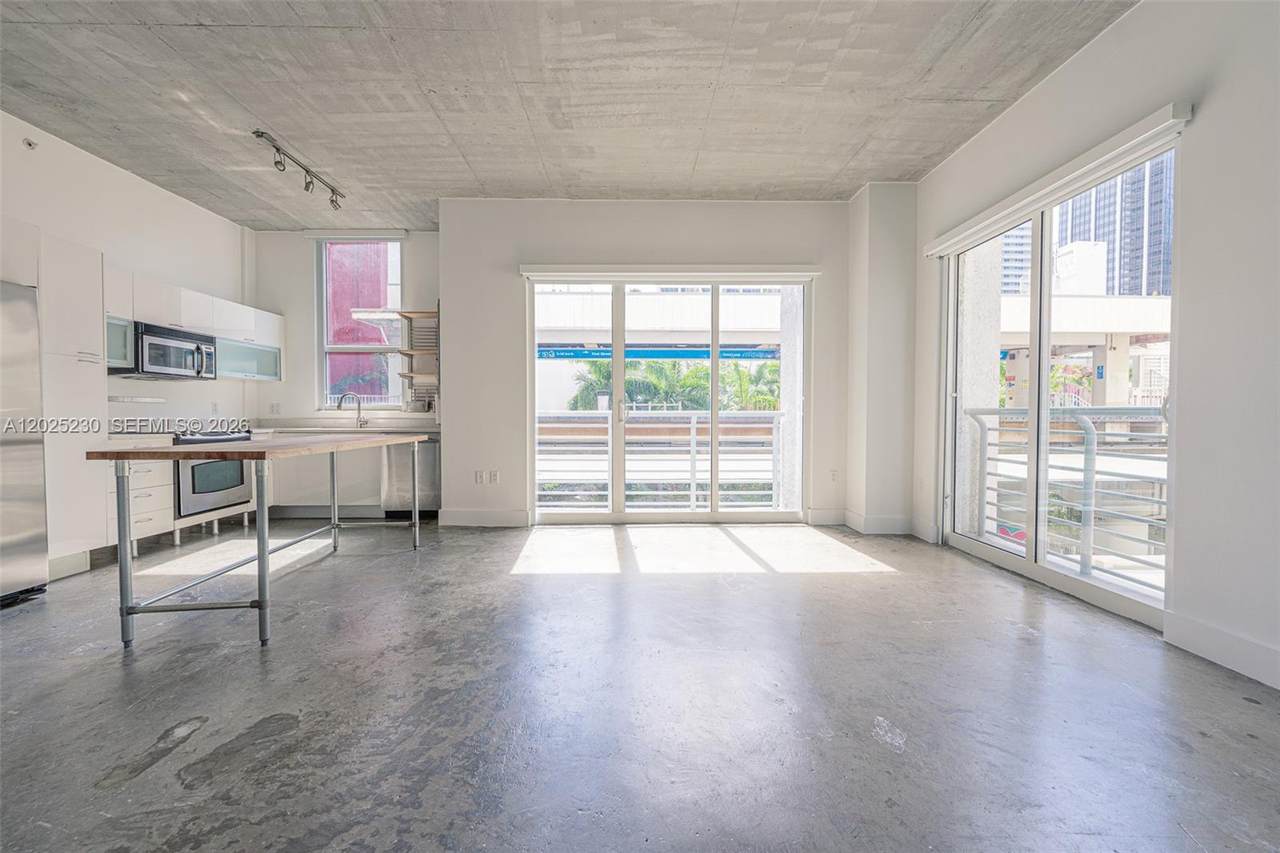 133 2nd Ave - Photo 1