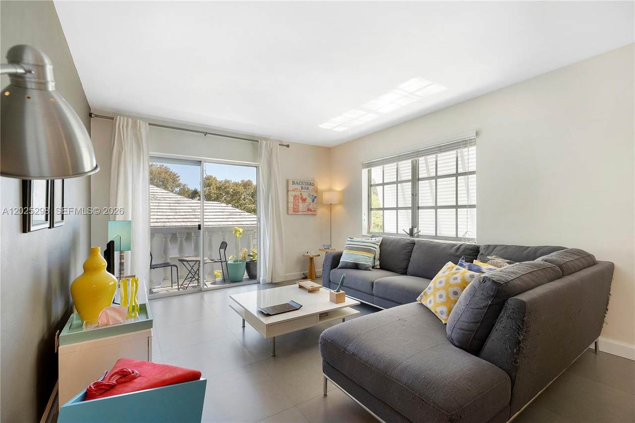 1150 Madruga Ave - Photo 1