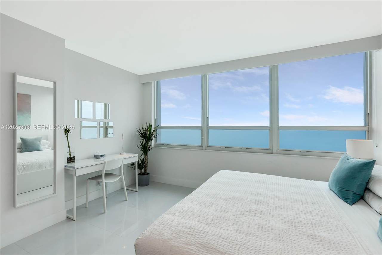 5445 Collins Ave - Photo 1