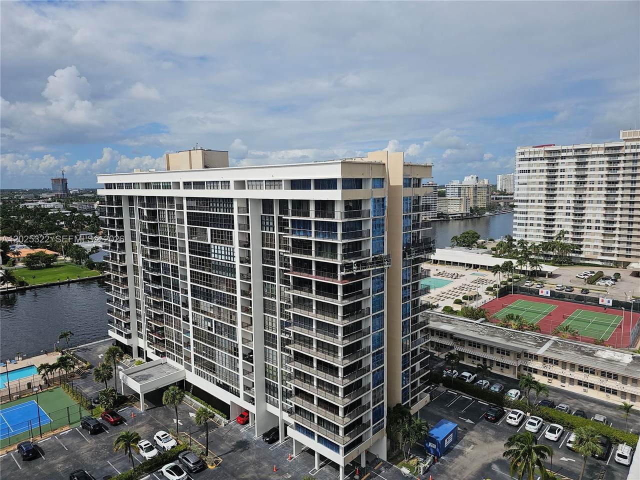 2017 Ocean Dr - Photo 1