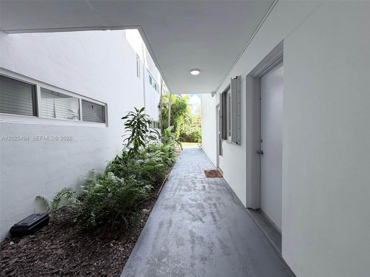 https://bt-photos.global.ssl.fastly.net/miami/1280_boomver_1_A12025494-2.jpg